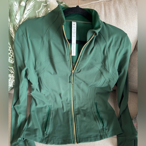 Lululemon Define jacket - Picture 2 of 4